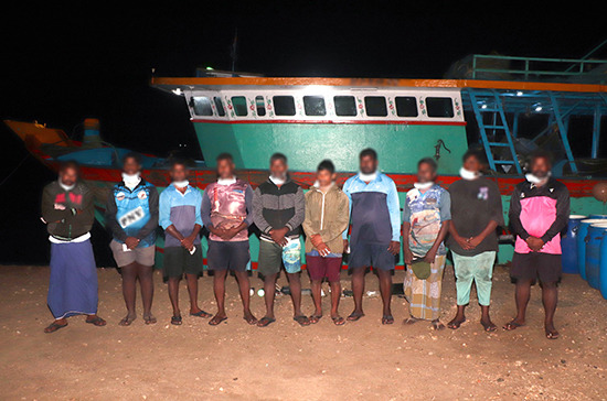 கைதான இந்திய மீனவர்கள் விளக்கமறியலில்!