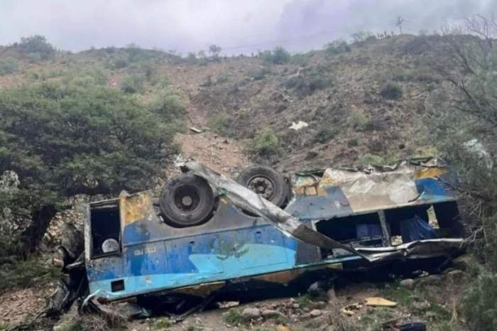 பேருந்து விபத்தில் தென் அமெரிக்காவில் 30க்கும் மேற்பட்டோர் பலி